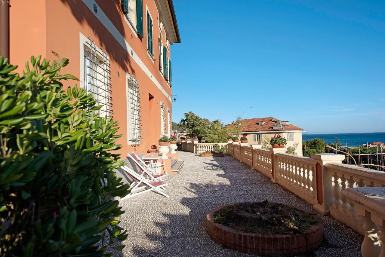 Trilocale In Villa Vista Mare Apt 3 Varazze Exteriör bild