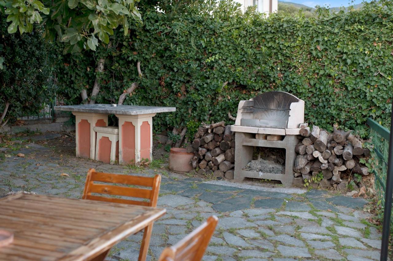 Trilocale In Villa Vista Mare Apt 3 Varazze Exteriör bild